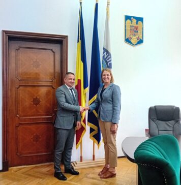 Alexandru Nicolae Bociu, președintele Autorității Naționale Sanitar-Veterinară și pentru Siguranța Alimentelor (ANSVSA): Am avut plăcerea să primesc vizita doamnei Heidei BROEKEMEIER, atașatul agricol în cadrul Misiunii Diplomatice a SUA în România