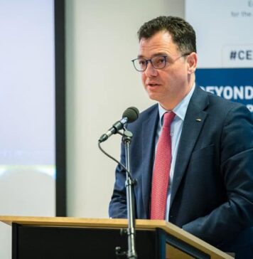 EconomyMin Oprea says technical dialogue started to explore opportunities to produce blue ammonia in Romania