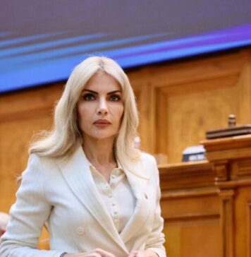 Laura Vicol (PSD): Un copil de doar 10 ani din Brașov, bătut de antrenorul său, un nume important din fotbalul românesc! Este de neconceput să asistăm la astfel de acte de violență!