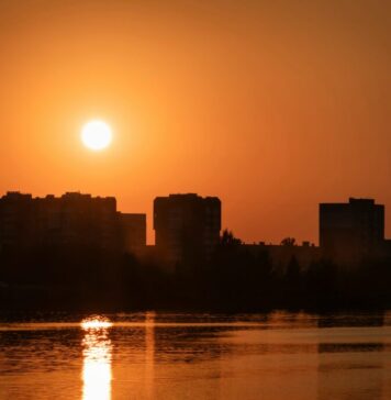 Caniculă şi în Capitală în următoarele zile. Temperatura maximă va fi de 40 – 41 de grade, iar disconfortul termic va fi deosebit de accentuat