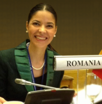 Ana Birchall: „România e o țară bogată, dar sărăcită de jocurile de culise ale ciocoilor politici. Candidez la prezidențiale pentru a le reda încrederea oamenilor că în România legea va fi aplicată pentru toți”