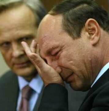 Adrian Năstase: Scena cu „dragă Stolo” a fost înlocuită la americani „dragă Joe”