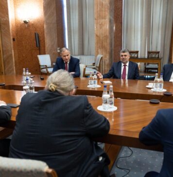 Continuă consultările cu partidele politice pe tema datei de organizare a alegerilor prezidenţiale şi parlamentare