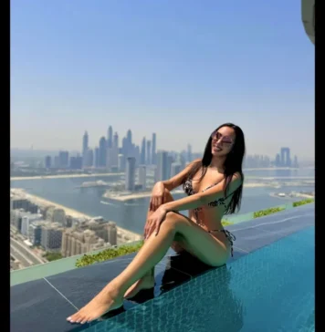 Jessie Baneș, vacanță de vis în Dubai! Artista s-a relaxat la soare și a încins imaginația fanilor