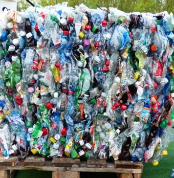 Numărul românilor care reciclează în sistemul ReturRO crește exponențial