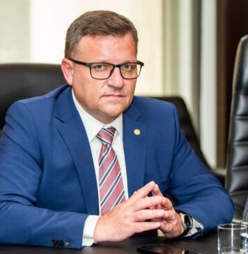 Marius Constantin Budăi (PSD): SINGURELE GUVERNE, de după revoluție, CARE AU ÎNGHEȚAT PENSIILE AU FOST GUVERNE “DE DREAPTA”: BĂSESCU-BOC(PDL acum în PNL) și PNL(Cîțu)-USR!