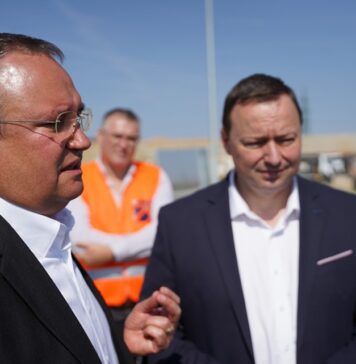 Cristian Pistol (CNAIR): Împreună cu președintele Senatului, Nicolae Ciucă, am verificat stadiul lucrărilor pe santierele Drumului Expres Craiova -Pitești