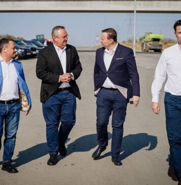 Nicolae Ciucă: România are nevoie de autostrăzi pentru a se putea dezvolta. Doar așa se pot lega regiunile între ele și toată țara se poate conecta la piețele mai dezvoltate