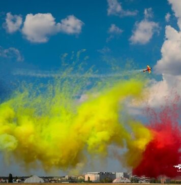 Bucharest International Air Show & General Aviation Exhibition are loc astăzi
