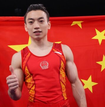 JO 2024 – Gimnastică artistică: Chinezul Zou Jingyuan, campion olimpic la paralele pentru a doua oară