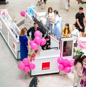 A fost deschis primul magazin Avon, în AFI Cotroceni. Cât te costă să îți deschizi franciza în România