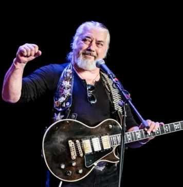 Două zile în care fanii îşi pot lua rămas bun de la Nicu Covaci/ Ceremonia de înmormântare va fi privată