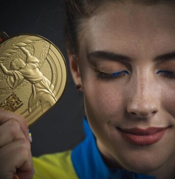 Atletism: Iaroslava Mahucih dedică Ucrainei titlul său olimpic la înălţime