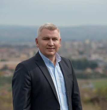 Florin Roman: Boloș va pune azi în dezbatere publică un proiect de OUG, prin care creștem de la 2000-3000 de lei, plafonul de neimpozitare pentru pensionarii din Armata și sistemul de siguranță și ordine publică, la solicitarea PNL