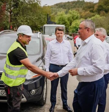 Nicolae Ciucă: Cu determinare, multă muncă, implicare şi grijă pentru comunităţi, primarii liberali îşi dezvoltă localităţile în ritm accelerat