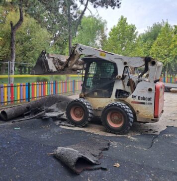 Lucrări de reabilitare la locul de joacă din Parcul Drumul Taberei