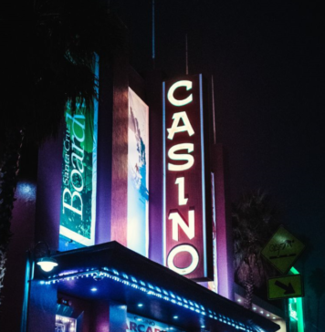 (P) Originea italiană a cuvântului Casino