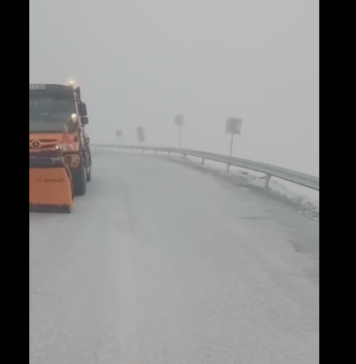 A nins pe Transalpina. Izolat pot exista porţiuni cu gheaţă / VIDEO