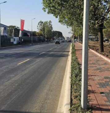 Se fac lucrări la trecerea cu calea ferată pe Drumul între Tarlale. Traficul rutier din zonă, afectat