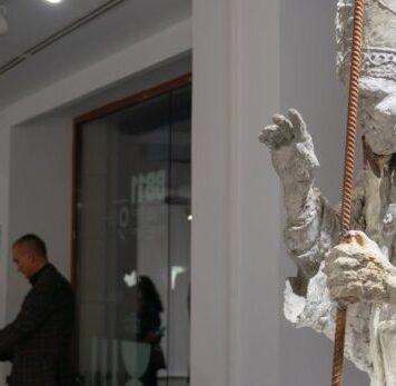 Expoziție internațională de artă contemporană la Piața Amzei