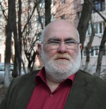 NEWS ALERT Alfred Bulai, reținut în dosarul agresiunilor sexuale de la SNSPA. Anchetatorii au făcut miercuri percheziții la locuința sa