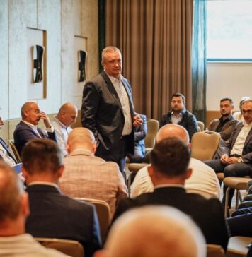 Ciucă: PNL este o forţă politică de dreapta care merită să dea ţării atât premierul, cât şi preşedintele. Mă bucur să-l am în echipă pe Ilie Bolojan