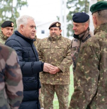 Primii piloţi ucraineni au început antrenamentele pe F-16 în România. Ministrul ucrainean al apărării se pregăteşte să ne viziteze