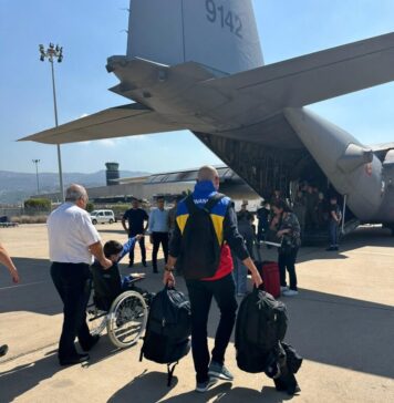 MAE: 69 de persoane au fost repatriate astăzi din Liban. Sunt cetăţeni români şi membri de familie de gradul I