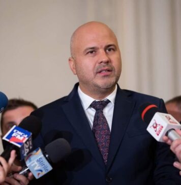 USR deputy accuses Liberal head of standing by grand business corruption