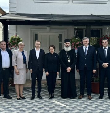 Întâlnirea secretarului de stat al DRRM, Adrian Dupu, cu Preasfințitul Părinte Antonie, Episcop de Bălți a adus împreună, la aceeași masă, rectorii universităților de stat din Bălți și Iași