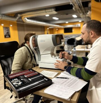 „Ilfov, prin ochii tăi”. Peste 800 de ilfoveni din Popești-Leordeni au primit ochelari noi