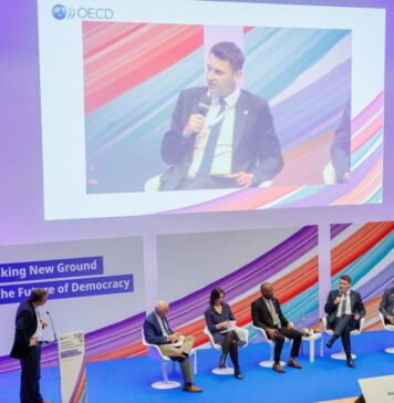 Abrudean Mircea: Guvernele ar trebui să asigure informarea completă și corectă a cetățenilor cu privire la sugestiile care au fost adoptate și să explice de ce este posibil ca altele să nu fi fost potrivite