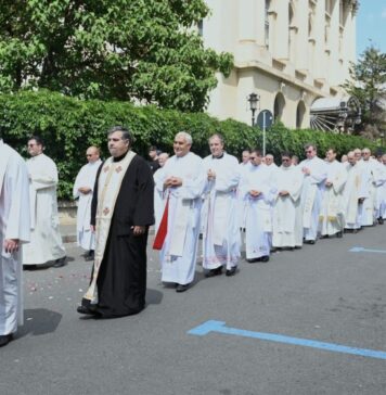 Trafic restricţionat duminică în Capitală. Arhiepiscopia Romano-Catolică organizează o procesiune religioasă