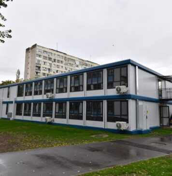FOTO/ Cum arată o școală modulară, în Sectorul 6! Elevii încep să învețe în ea de săptămâna aceasta