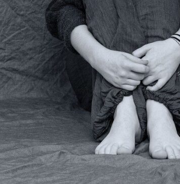 Tot mai mulți copii ajung la spital cu depresii severe și gânduri de sinucidere