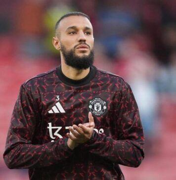 Fundaşul Noussair Mazraoui (Manchester United), supus unei intervenţii la inimă