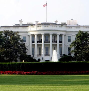 Adrian Năstase: „Statele Unite și-au pierdut sensul misiunii lor în lume”