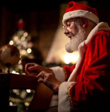 „Lumea lui Moş Crăciun” la Muzeul Copiilor