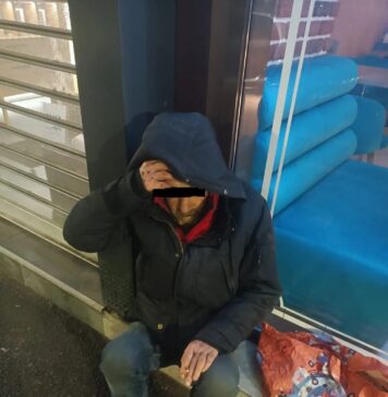 A venit frigul, iar Poliția Locală Sector 2 caută oamenii străzii pentru a-i duce în centre sociale