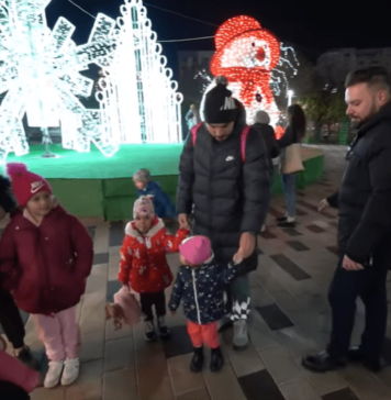 Vlad Popescu Piedone: Aducem magia sărbătorilor de iarnă în Sectorul 5 și aprindem astăzi peste 4 milioane de beculețe decorative, spre bucuria cetățenilor din comunitate, în special a copiilor!