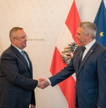 Nicolae Ciucă, întâlnire-surpriză cu cancelarul Austriei, Karl Nehammer: Vom avea foarte curând susținerea Austriei pentru intrarea deplină în Schengen!