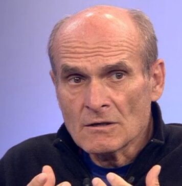 CTP: „Dacă, ajuns președinte, nu veți îndeplini promisiunea de a da românilor case cu 35. 000 euro, vă prezentați la poarta pușcăriei ca să fiți închis pentru înșelăciune?”