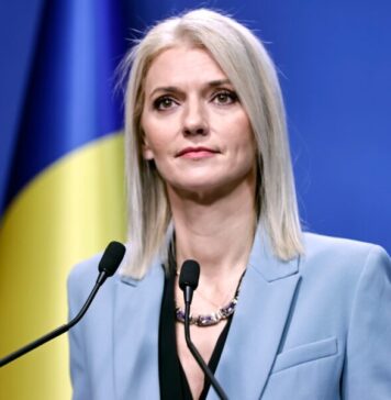 Guvernul aprobă două proiecte de digitalizare cu impact pentru cetăţeni – unul privind digitalizarea cărţii de identitate electronice şi unul referitor la digitalizarea sistemului notarial