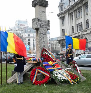 „În Decembrie 1989 strigam „Există Dumnezeu” şi „Libertate”, acum unii urlă „Libertate pentru LGBT” şi „Vrem adopții de copii pentru părinte 1 și părinte 2””, spune judecătoarea Adriana Stoicescu