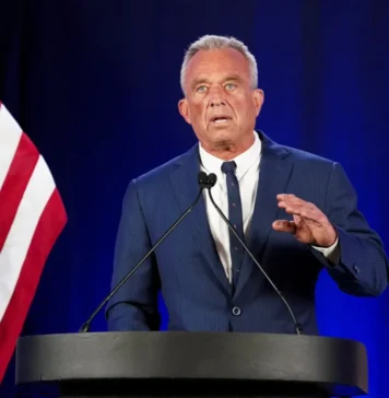 Realitatea Plus, partener media la cea mai așteptată întâlnire a finalului de an: Călin Georgescu și Robert Kennedy Jr. – Tucker Carlson va media dezbaterea