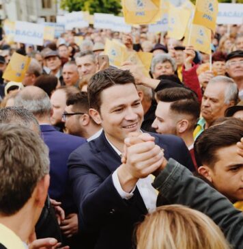 Sighiartău: PSD îşi pregăteşte guvernarea cu AUR; după alegeri, denumirea AUR se va schimba, se vor rupe mai mulţi parlamentari şi vor guverna cu PSD-iştii