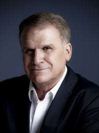 Fostul parlamentar Nati Meir, adus în ţară din Grecia; are de executat o pedeapsă de 11 ani de închisoare