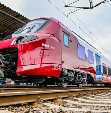 Cum va circula din 15 decembrie trenul nou de la Alstom, între București și Brașov