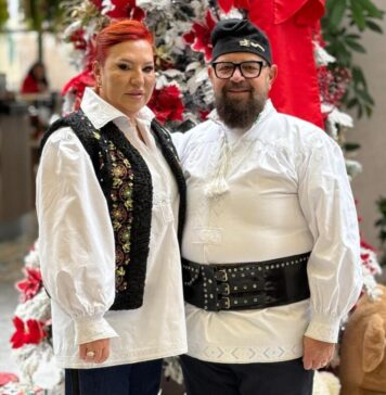 Cristian Popescu Piedone: La mulți ani, iubită Românie! Primește toată dragostea noastră. Nu suspina și nu-ți fie teamă!