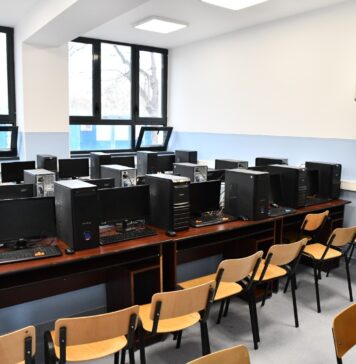 Licee din Sectorul 6, dotate cu laboratoare de informatică și ateliere de practică